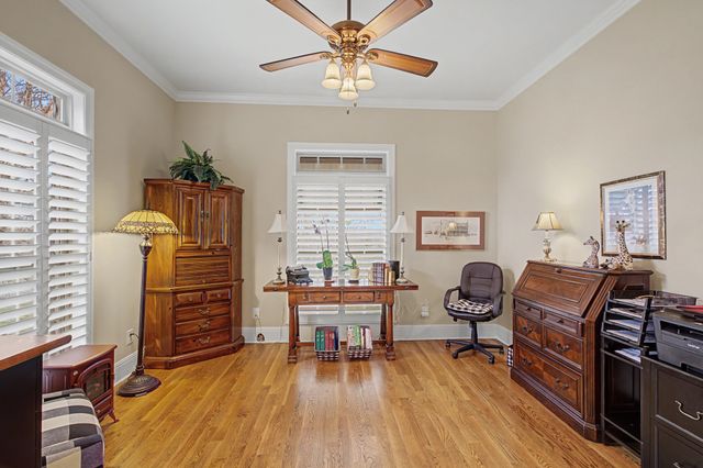 354 Bowling Branch Rd, Cottontown, TN 37048