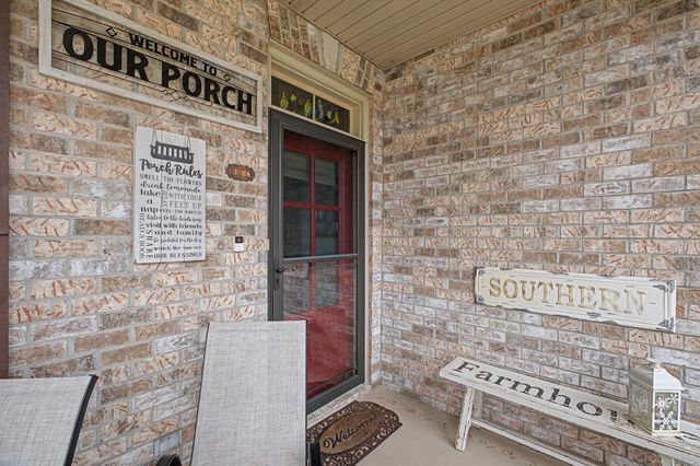 354 Bowling Branch Rd, Cottontown, TN 37048