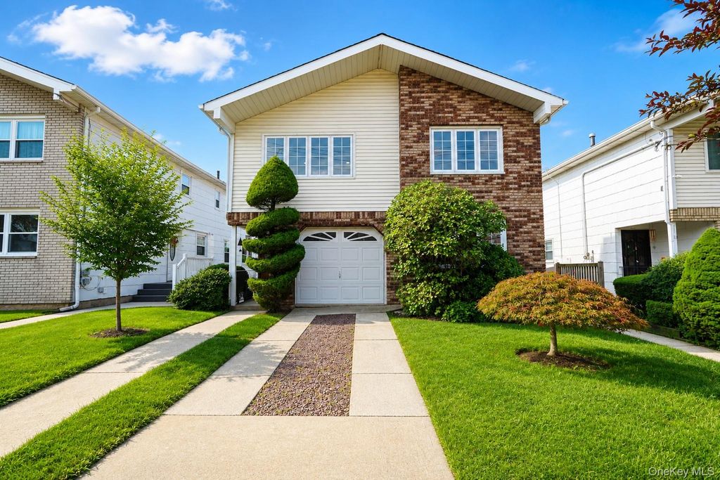947 Bard Avenue, Staten Island, NY 10301 — exterior