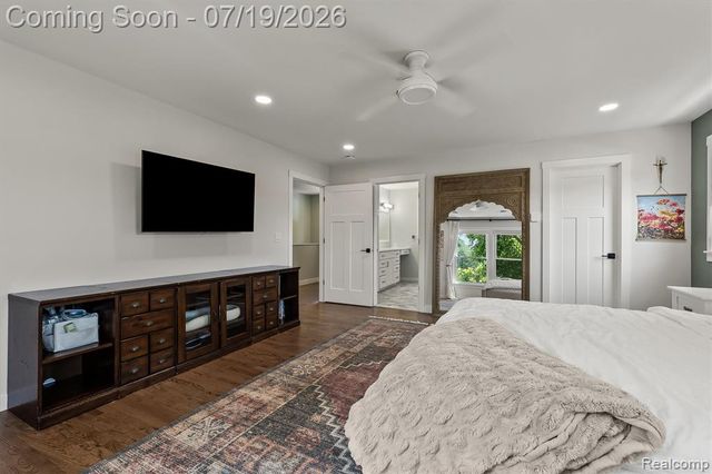 502 W Sunnybrook Drive, Royal Oak, MI 48073