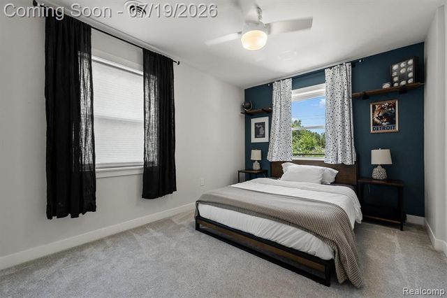 502 W Sunnybrook Drive, Royal Oak, MI 48073