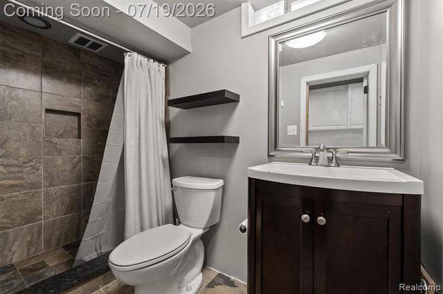 502 W Sunnybrook Drive, Royal Oak, MI 48073