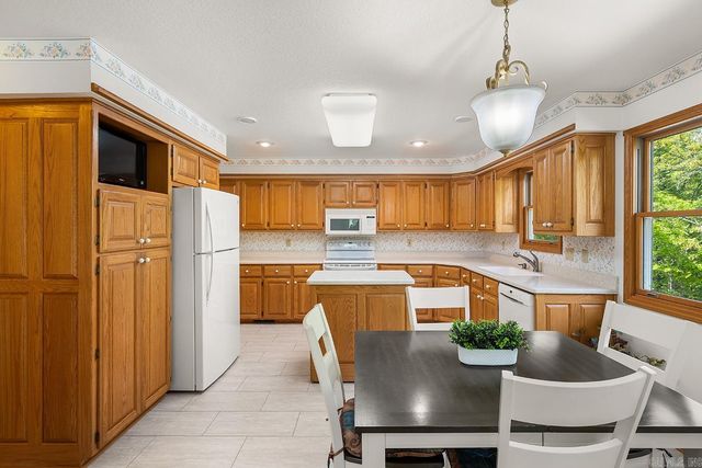 13 Zaragoza Lane, Hot Springs Village, AR 71909