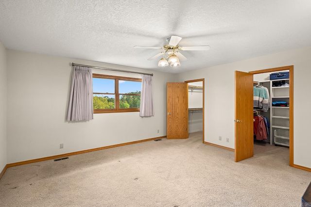 13 Zaragoza Lane, Hot Springs Village, AR 71909