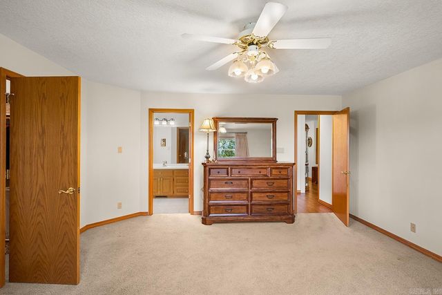 13 Zaragoza Lane, Hot Springs Village, AR 71909