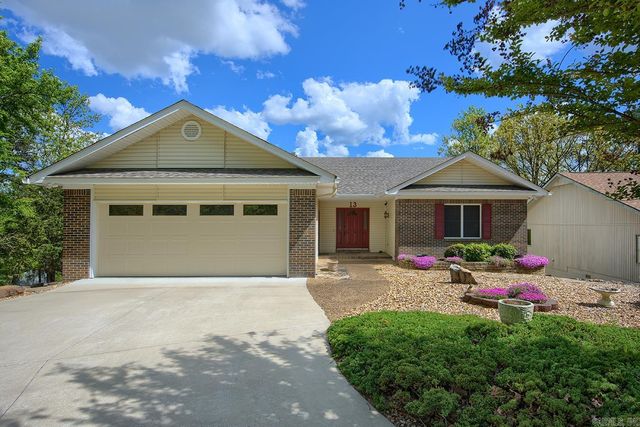 13 Zaragoza Lane, Hot Springs Village, AR 71909