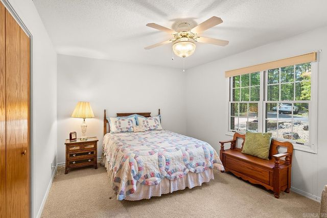 13 Zaragoza Lane, Hot Springs Village, AR 71909