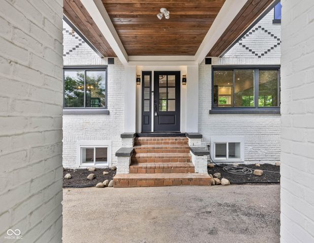 3118 E Fall Creek Parkway North Drive, Indianapolis, IN 46205