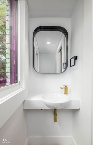 3118 E Fall Creek Parkway North Drive, Indianapolis, IN 46205