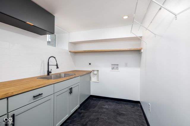 3118 E Fall Creek Parkway North Drive, Indianapolis, IN 46205