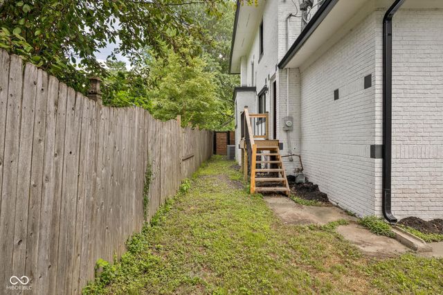 3118 E Fall Creek Parkway North Drive, Indianapolis, IN 46205