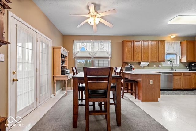 7199 Bethel Court, Avon, IN 46123