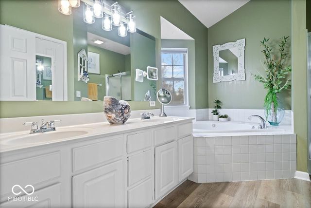 7199 Bethel Court, Avon, IN 46123