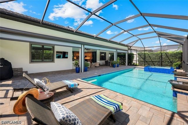9583 Curlew DR, Naples, FL 34120