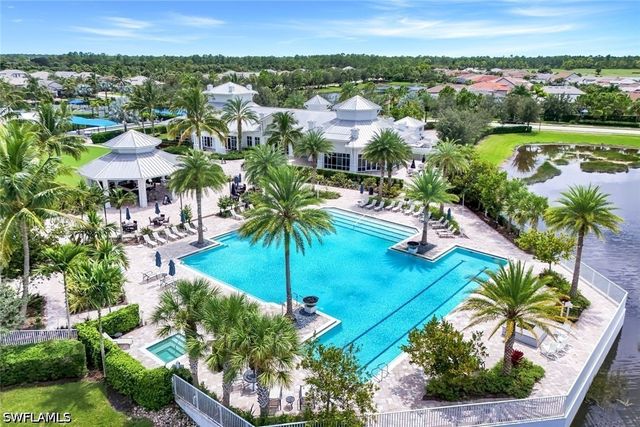 9583 Curlew DR, Naples, FL 34120