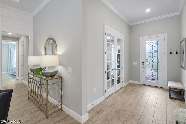 9583 Curlew DR, Naples, FL 34120