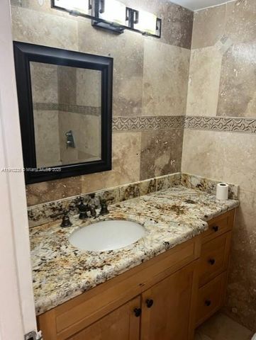 7441 Wayne Ave 2D, Miami Beach, FL 33141