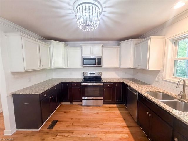 113 Forestview Drive, Elon, NC 27244