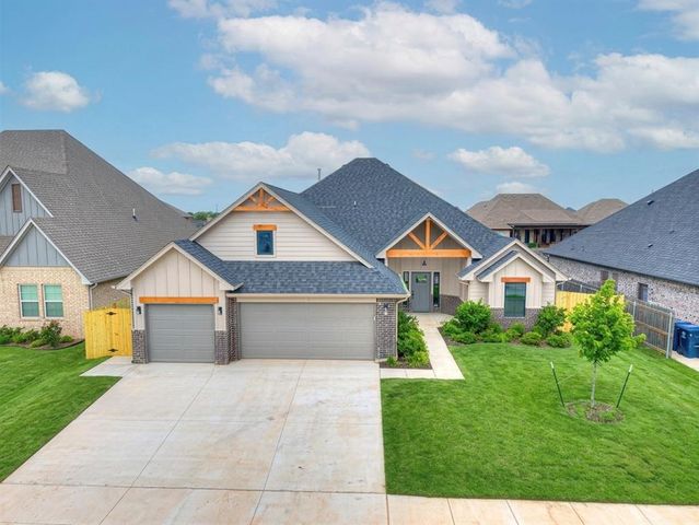 401 Braxton Way, Yukon, OK 73099