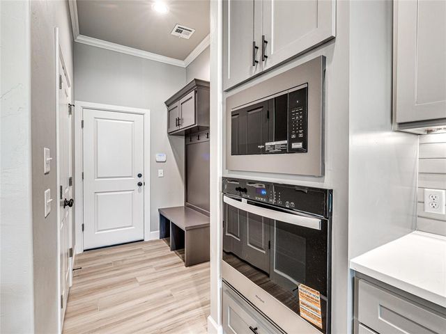 401 Braxton Way, Yukon, OK 73099