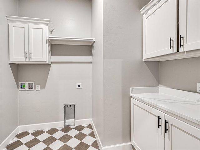 401 Braxton Way, Yukon, OK 73099