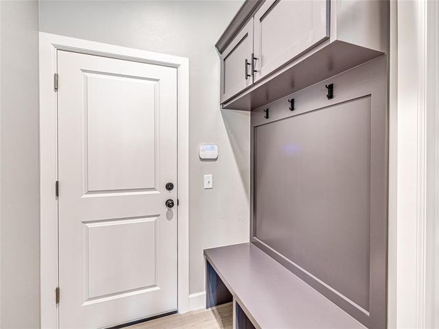 401 Braxton Way, Yukon, OK 73099