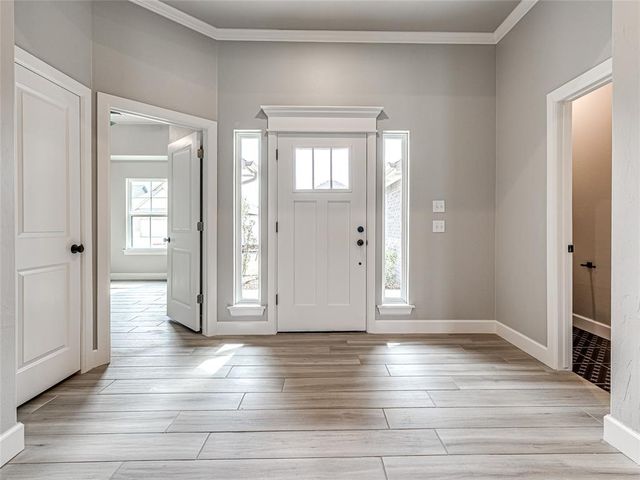 401 Braxton Way, Yukon, OK 73099