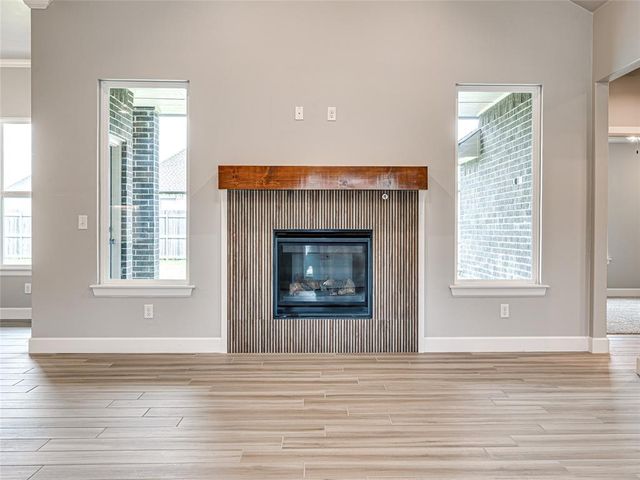401 Braxton Way, Yukon, OK 73099