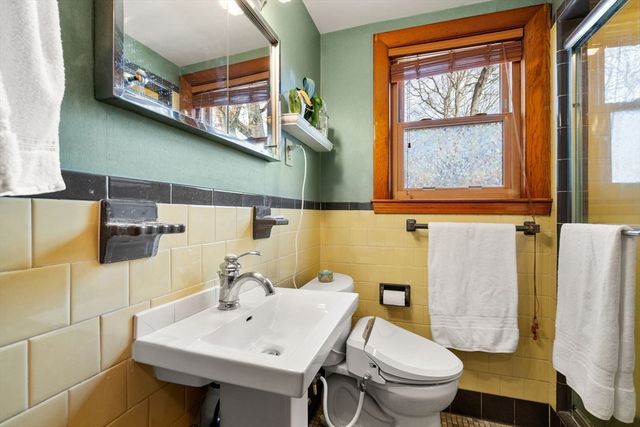 14 Wood Dr, Norwood, MA 02062