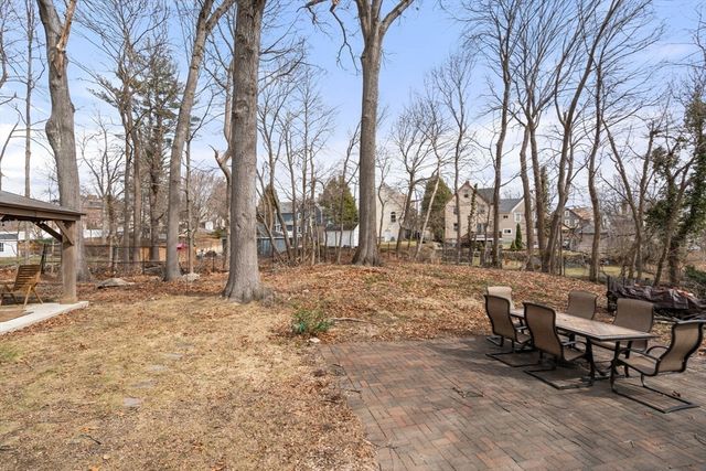 14 Wood Dr, Norwood, MA 02062