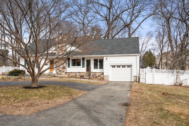 14 Wood Dr, Norwood, MA 02062