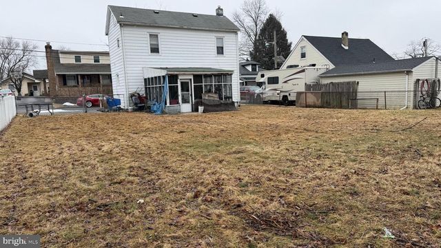 31 BISMARK AVE, Hamilton, NJ 08610