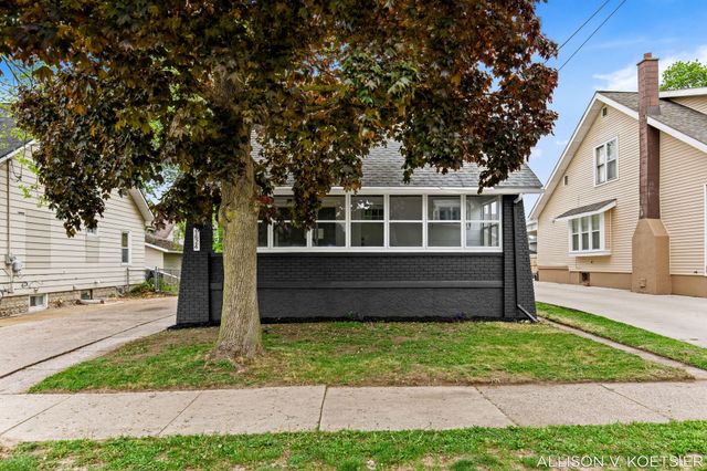 1624 Martindale Avenue SW, Wyoming, MI 49509