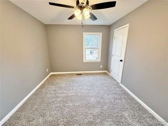 1956 Lakehurst Drive, St Louis, MO 63146