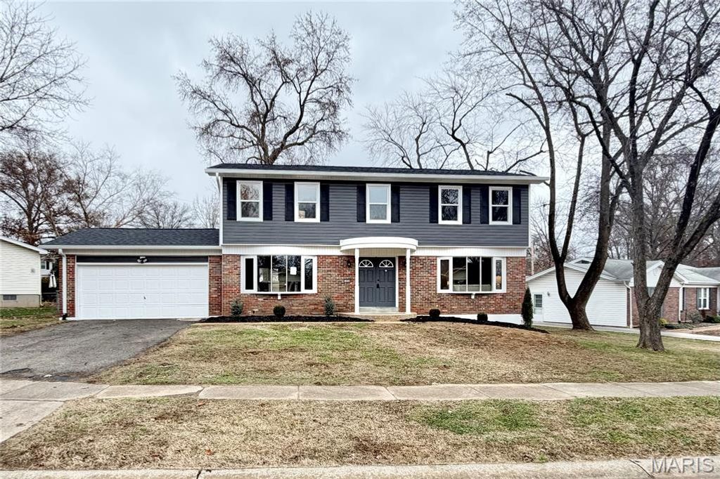 1956 Lakehurst Drive, St Louis, MO 63146