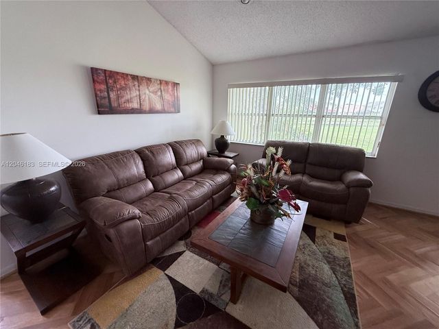 11185 Rios Road, Boca Raton, FL 33498