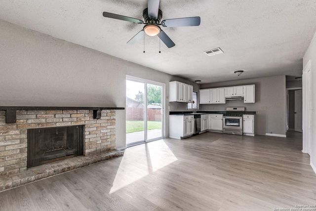7622 Gnarled Oak, Live Oak, TX 78233