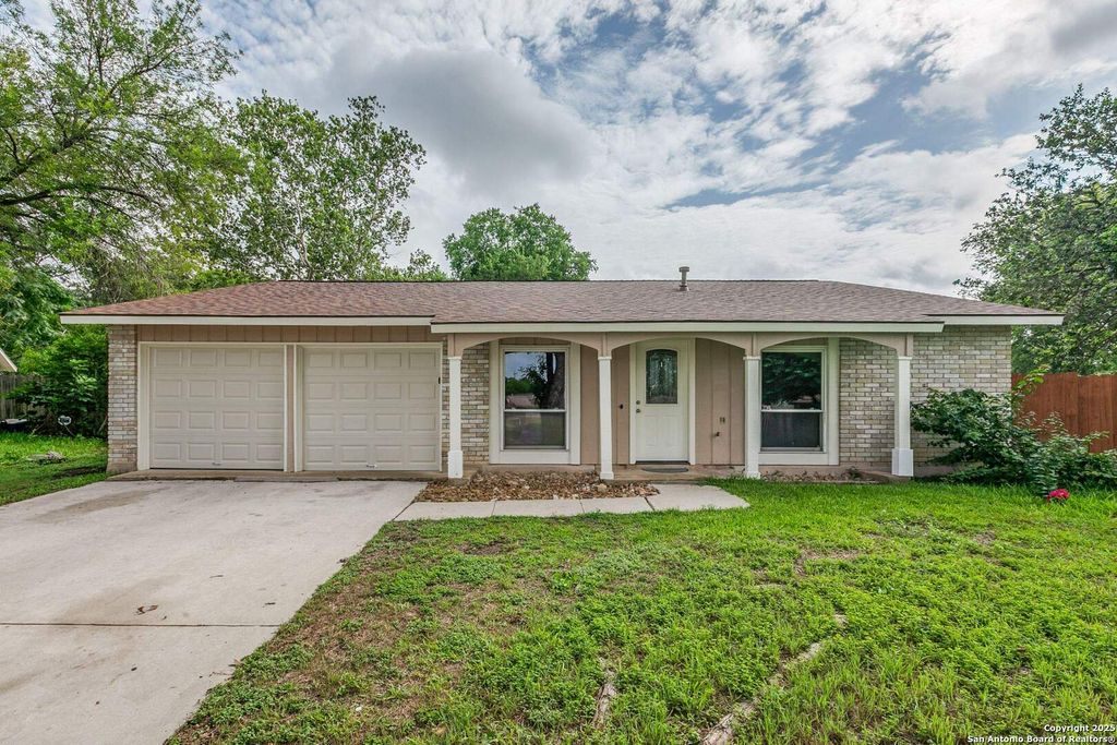 7622 Gnarled Oak, Live Oak, TX 78233