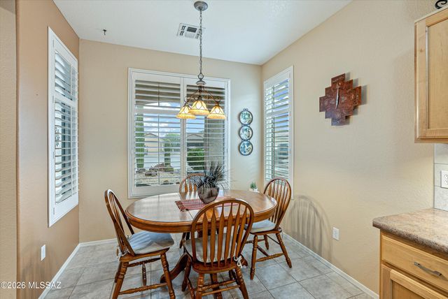 9231 N Crimson Stone Place, Tucson, AZ 85743