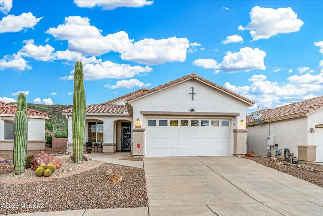 9231 N Crimson Stone Place, Tucson, AZ 85743