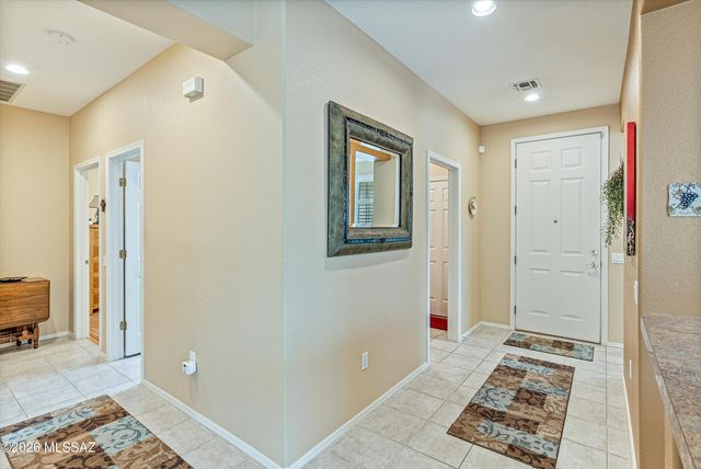 9231 N Crimson Stone Place, Tucson, AZ 85743