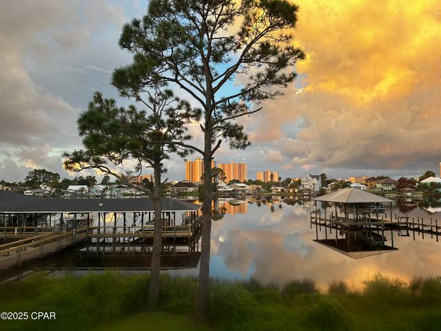 7813 N Lagoon Drive 8D, Panama City Beach, FL 32408