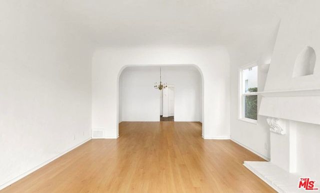 264 S Rexford Drive, Beverly Hills, CA 90212