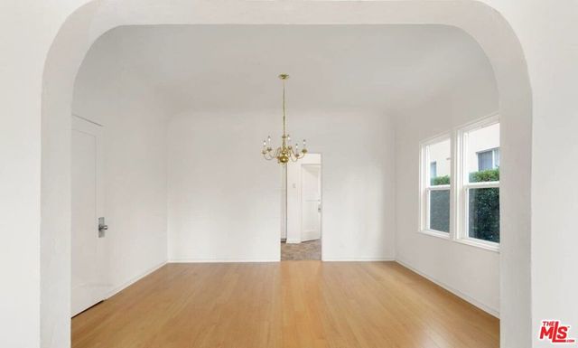 264 S Rexford Drive, Beverly Hills, CA 90212