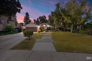 2601 Manitou Way, Bakersfield, CA 93309