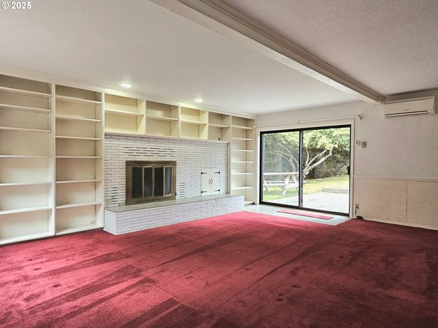 614 HASSETT St, Brookings, OR 97415