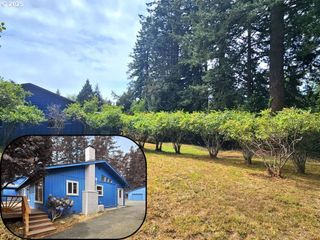 614 HASSETT St, Brookings, OR 97415