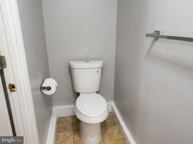 11 MILSTONE CT, Sicklerville, NJ 08081