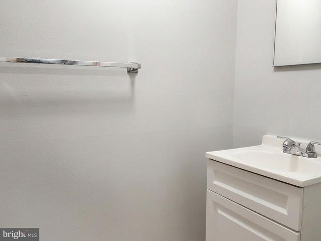 11 MILSTONE CT, Sicklerville, NJ 08081