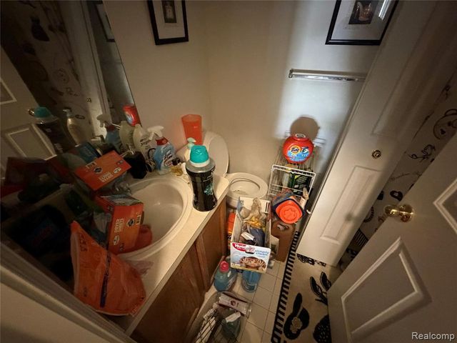 39186 Brookfield Drive, Westland, MI 48185